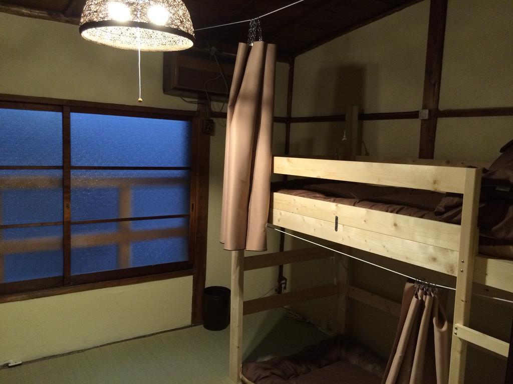 Guesthouse Sunanoshiro Osaka Rum bild